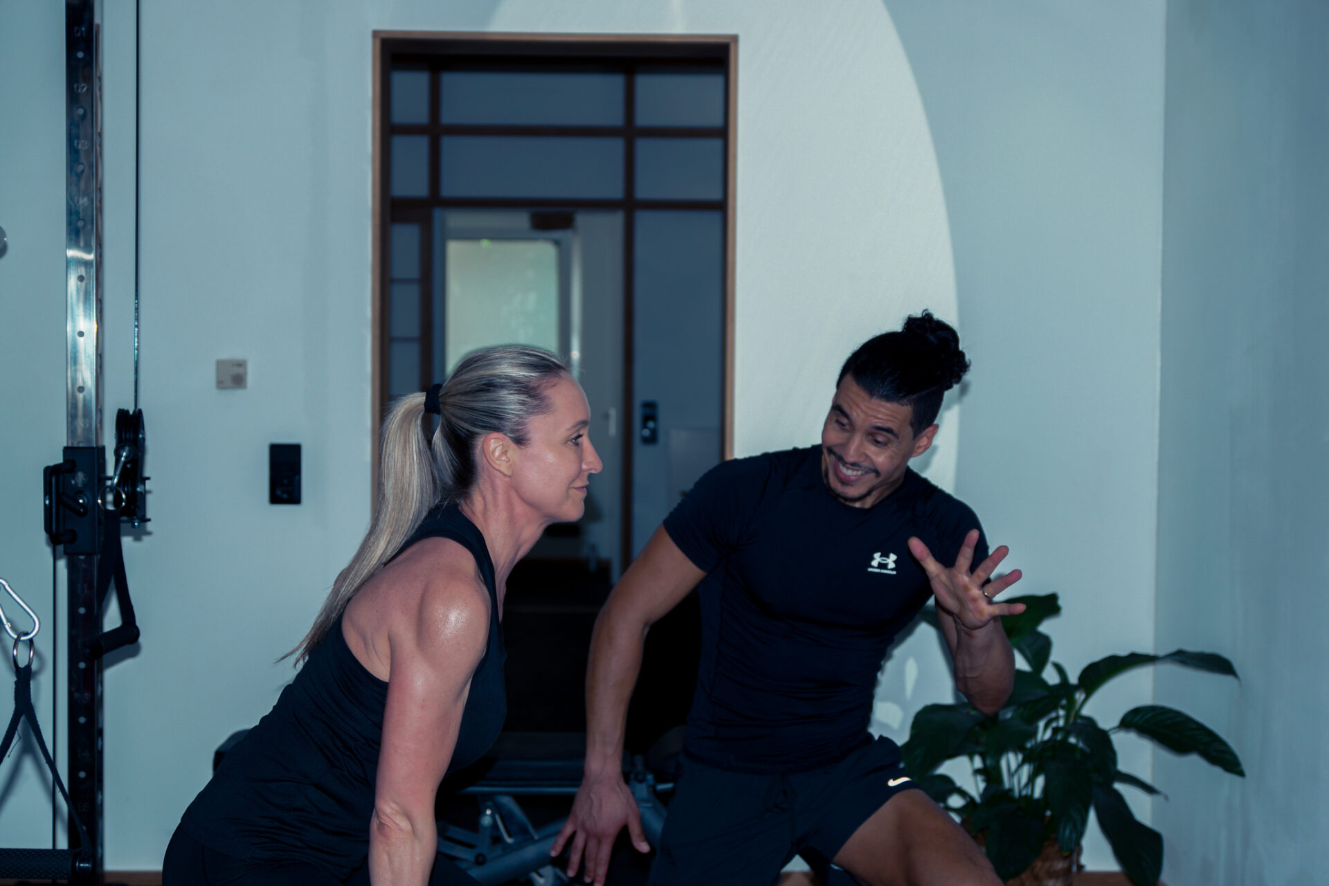 Beratungsgespräch zur Ernährung mit Personal Trainer Yoni in Stuttgart
