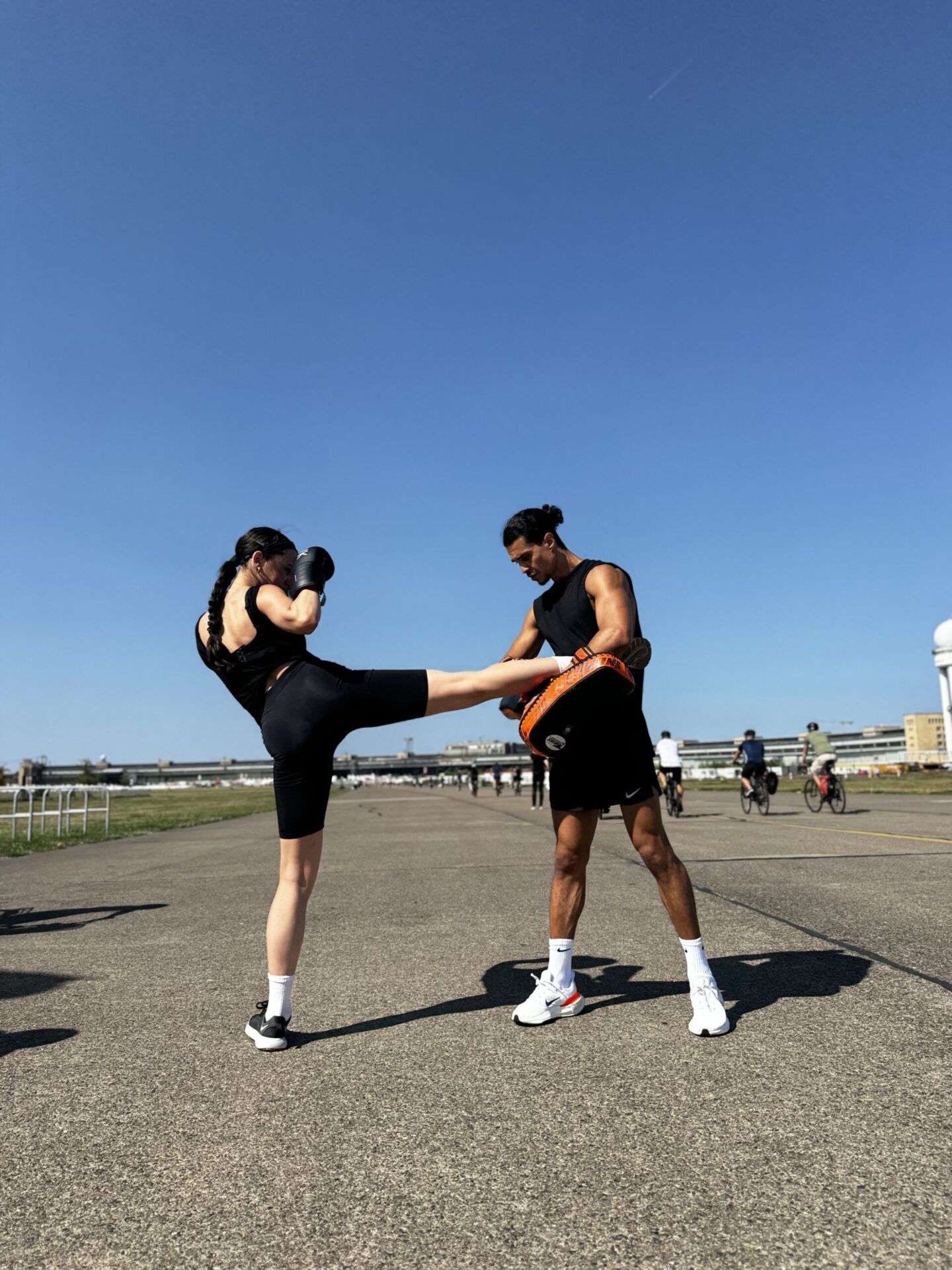Kickboxen in Stuttgart – Training mit Yoni Sports